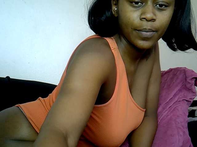 MDIVAH live cam on BongaCams