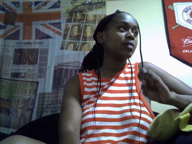 le modèle LAYLAAH est en webcam porno dans un show sur le site bongacams, il possède les tags suivants: Ebony,Brunette,Trimmed