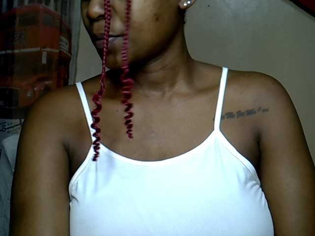 MDIVAH live cam on BongaCams