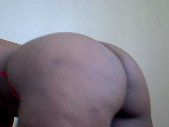 MDIVAH live cam on BongaCams