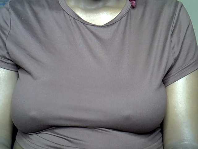 MDIVAH live cam on BongaCams