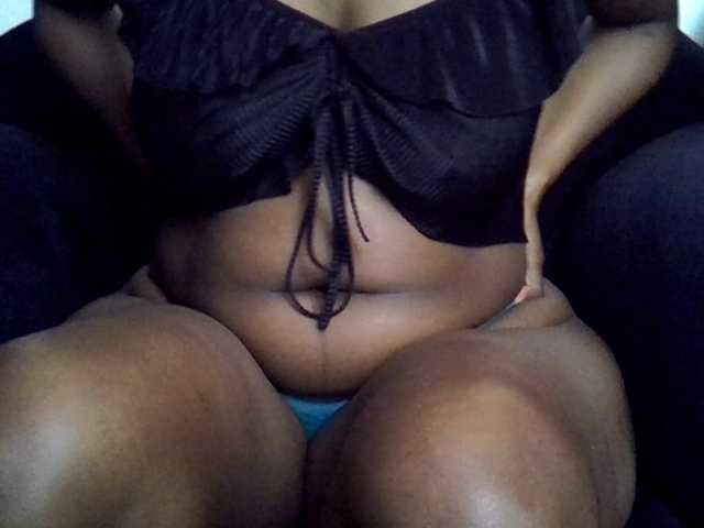 MDIVAH live cam on BongaCams