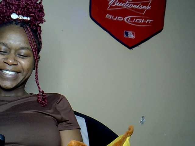 MDIVAH live cam on BongaCams