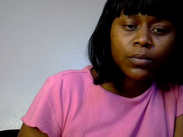 MDIVAH live cam on BongaCams