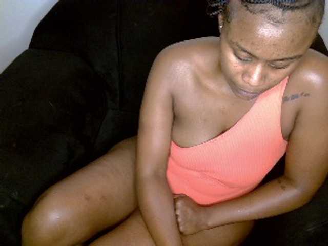 MDIVAH live cam on BongaCams