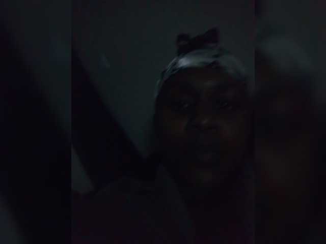 MDIVAH live cam on BongaCams