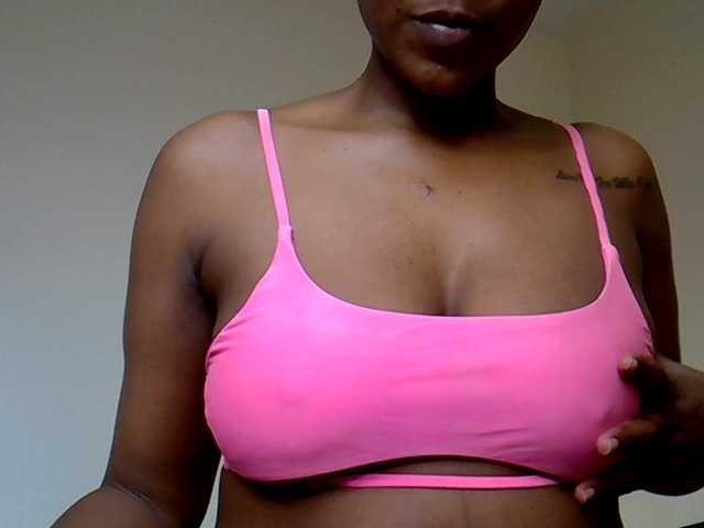 MDIVAH live webcam show