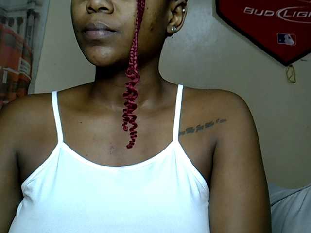 MDIVAH live cam on BongaCams