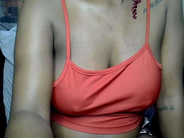 MDIVAH live cam on BongaCams