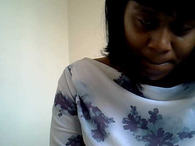 MDIVAH live cam on BongaCams