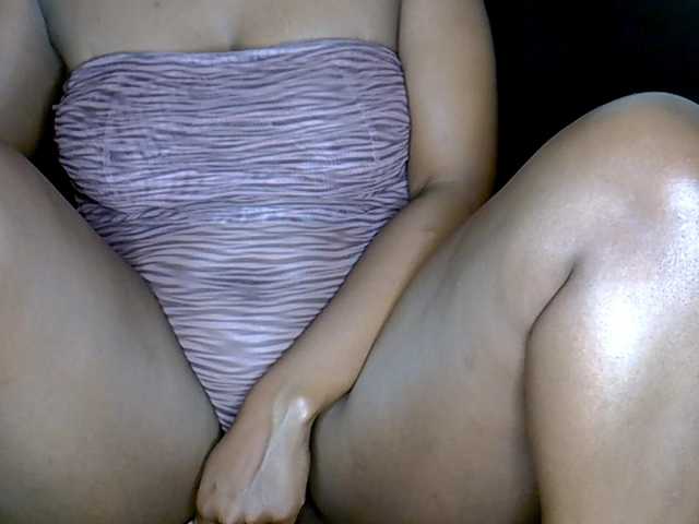 MDIVAH live cam on BongaCams