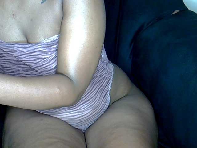 MDIVAH live cam on BongaCams