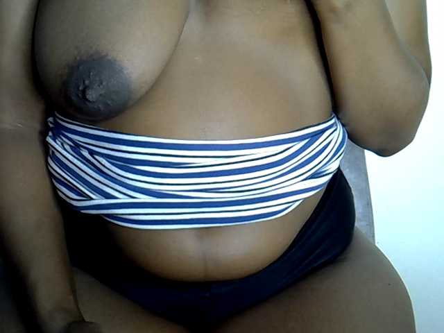 MDIVAH live cam on BongaCams