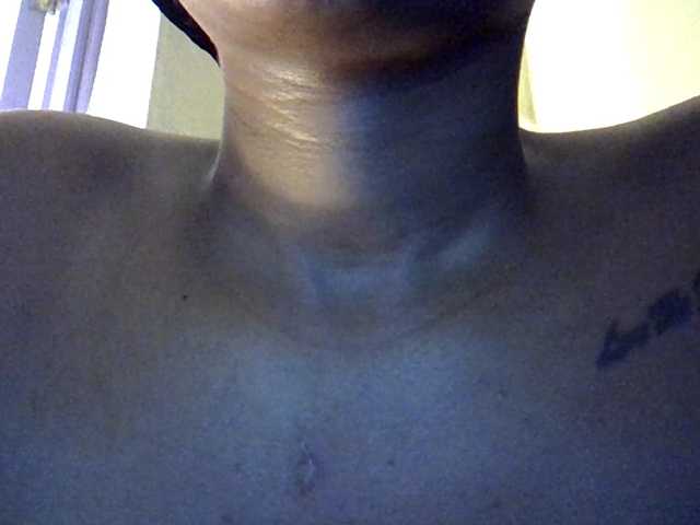 MDIVAH live cam on BongaCams