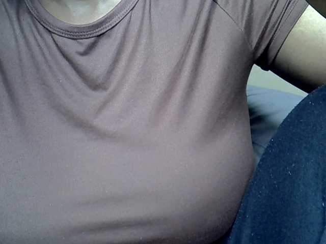 MDIVAH live cam on BongaCams