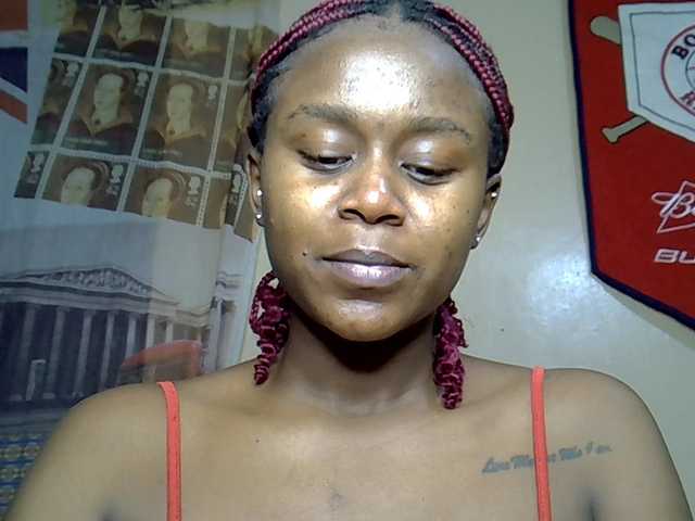 MDIVAH live cam on BongaCams