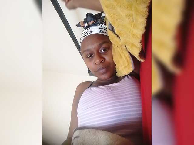 MDIVAH live cam on BongaCams