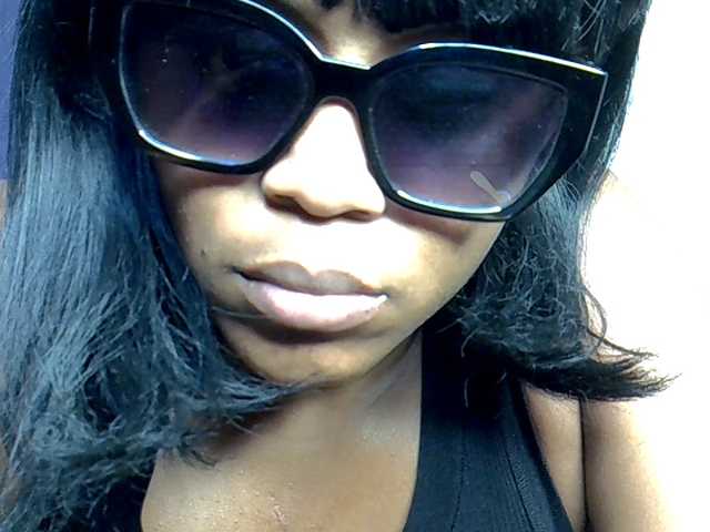 MDIVAH live cam on BongaCams