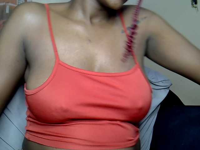MDIVAH live cam on BongaCams