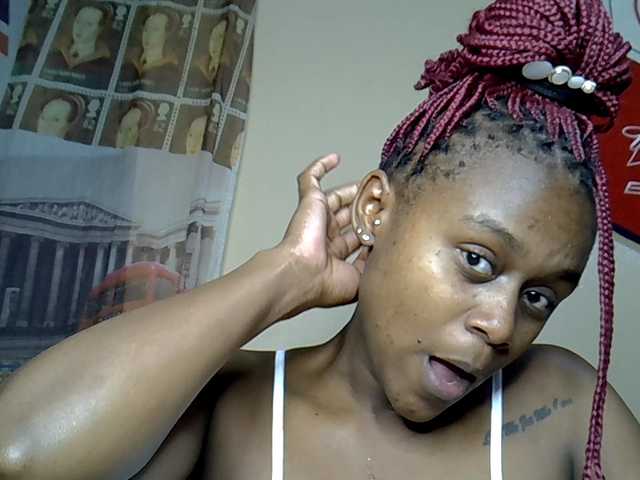MDIVAH live cam on BongaCams