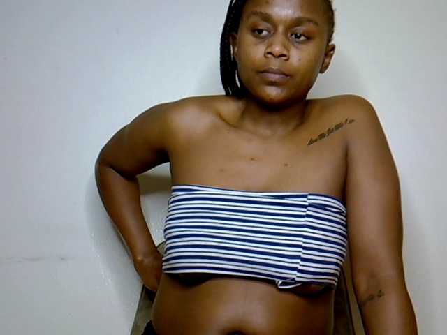 MDIVAH live cam on BongaCams