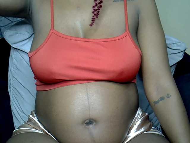 MDIVAH live cam on BongaCams