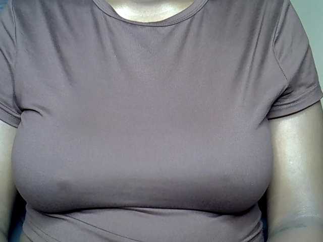 MDIVAH live cam on BongaCams