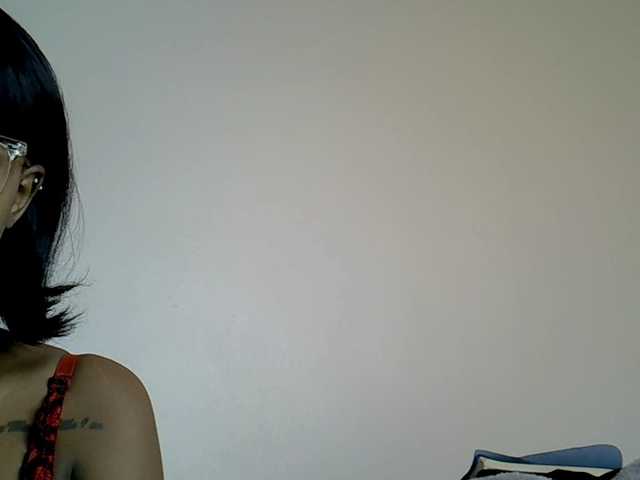 MDIVAH live cam on BongaCams