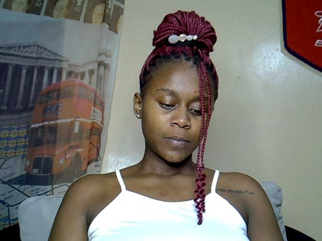 MDIVAH live cam on BongaCams