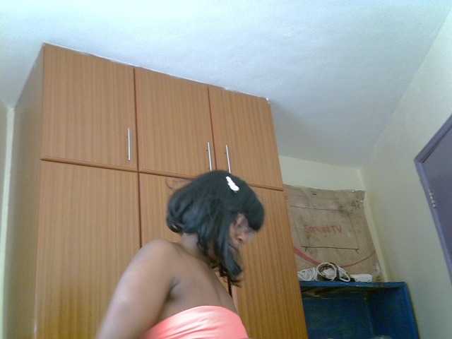 MDIVAH live cam on BongaCams