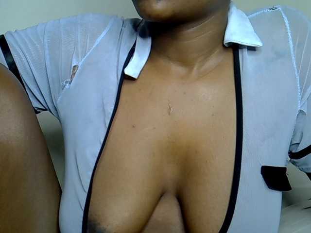 MDIVAH live cam on BongaCams