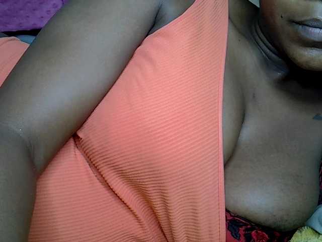 MDIVAH live cam on BongaCams