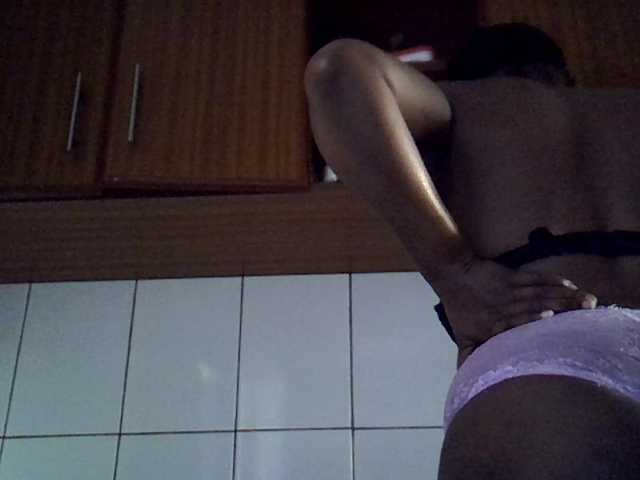 LAYLAAH live webcam show