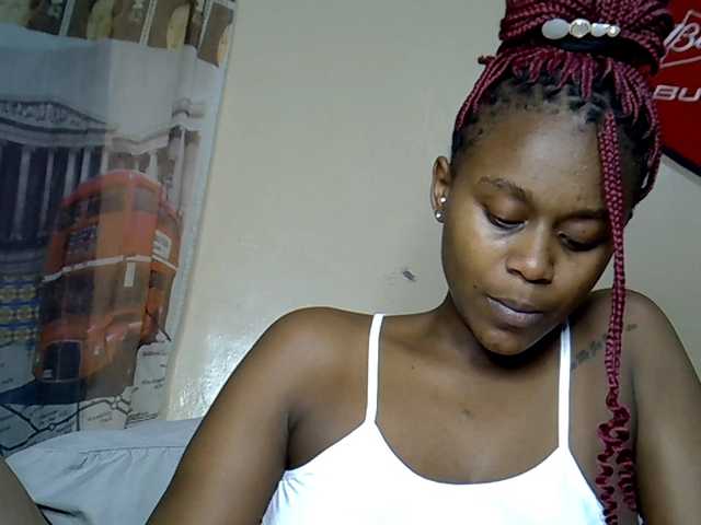 MDIVAH live cam on BongaCams