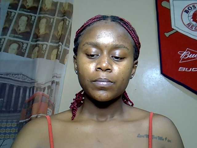 MDIVAH live cam on BongaCams