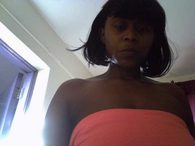 MDIVAH live cam on BongaCams