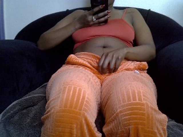 MDIVAH live cam on BongaCams