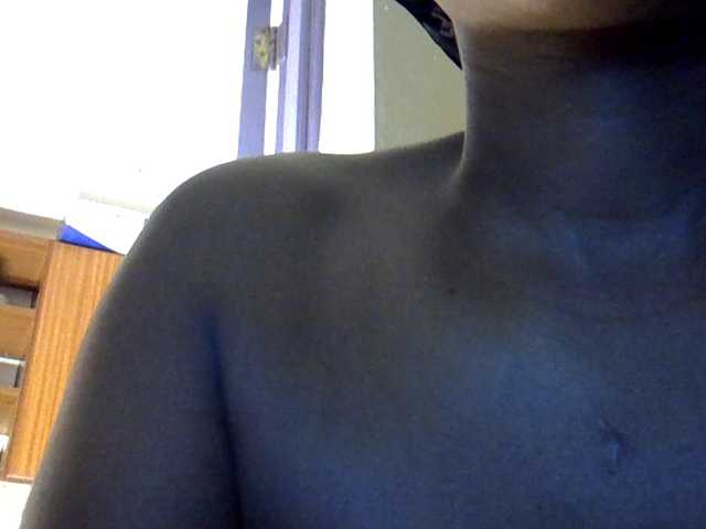 MDIVAH live cam on BongaCams