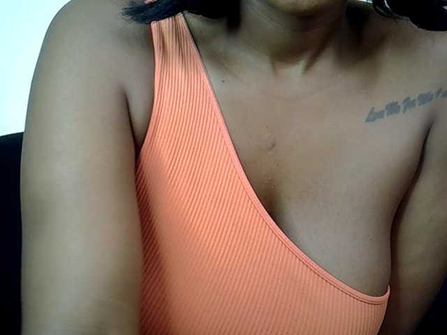 MDIVAH live cam on BongaCams