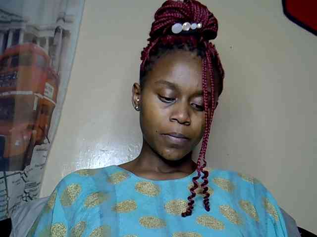 LAYLAAH webcam