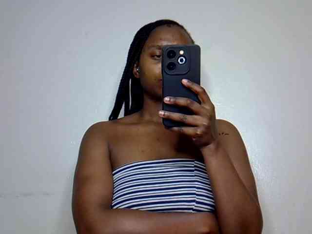 Model: SquirtLaylaah