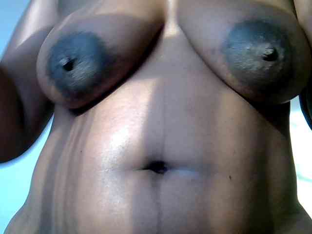 LAYLAAH webcam