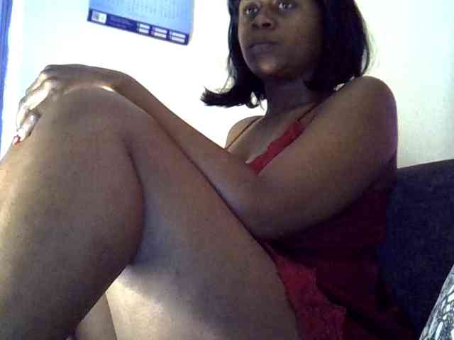LAYLAAH webcam