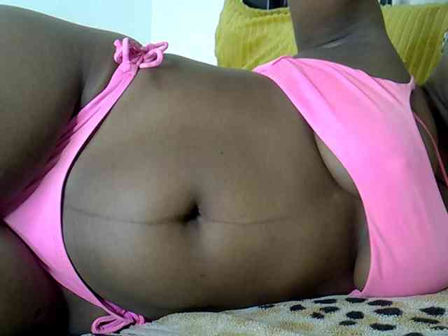 LAYLAAH webcam