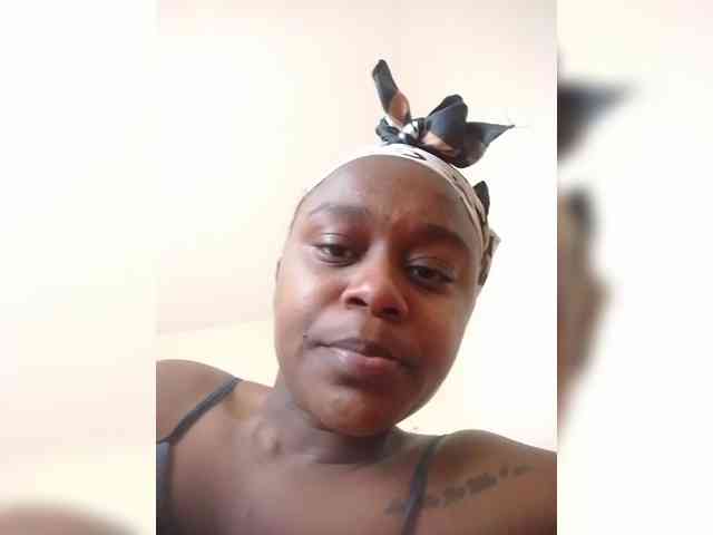 LAYLAAH webcam