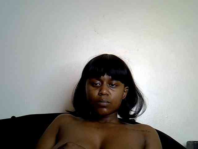 LAYLAAH webcam