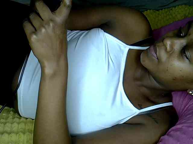 LAYLAAH webcam