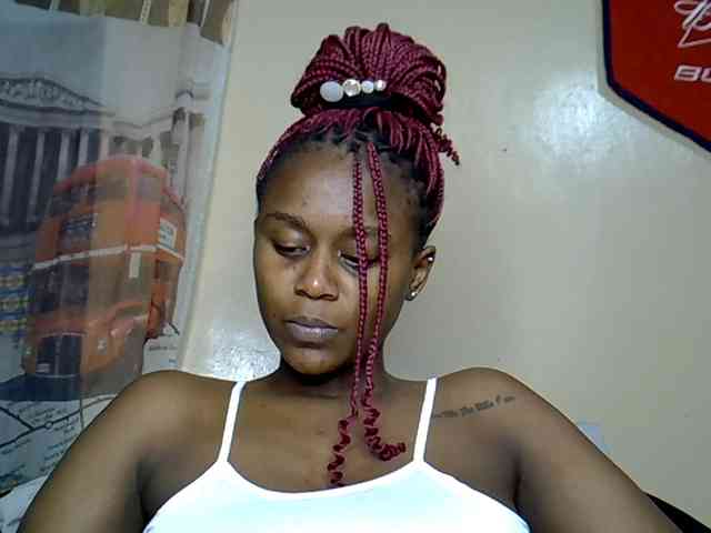 LAYLAAH webcam