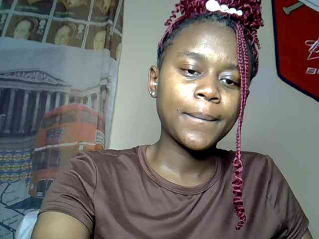LAYLAAH webcam