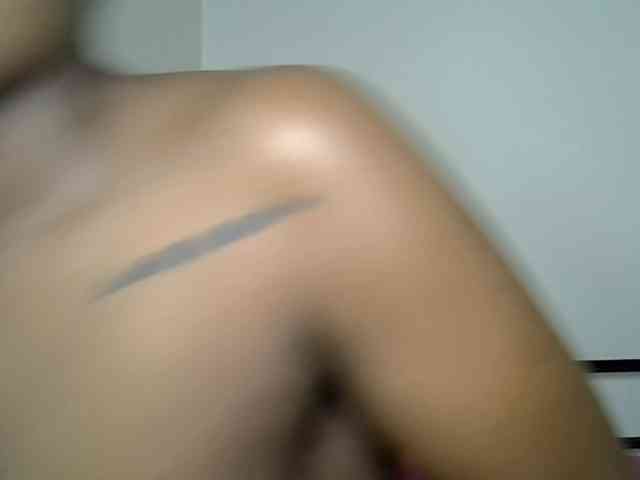 LAYLAAH webcam